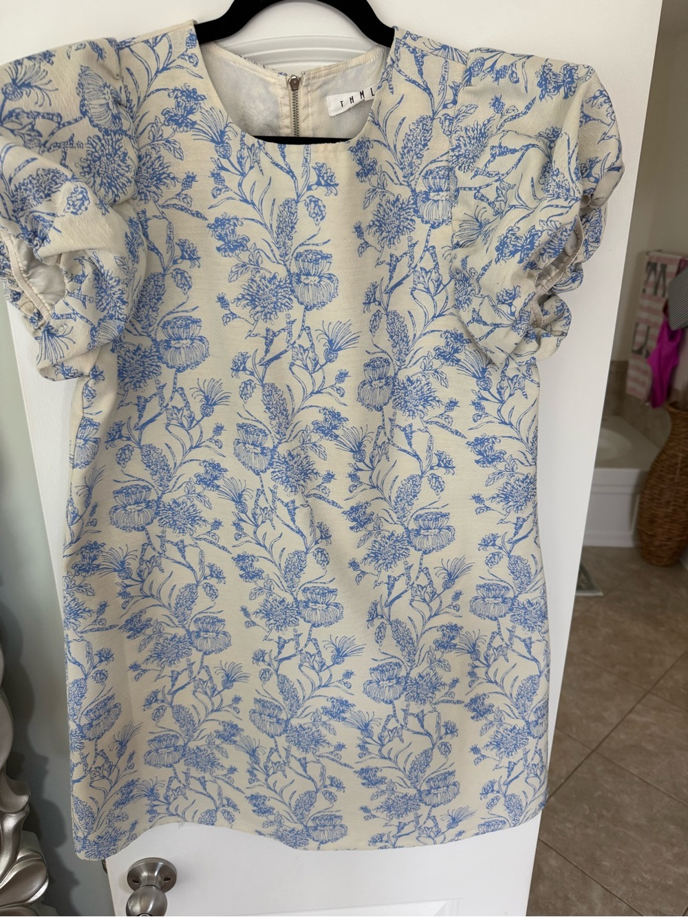 THML Blue Floral Puff Sleeve Mini Dress | Size Medium